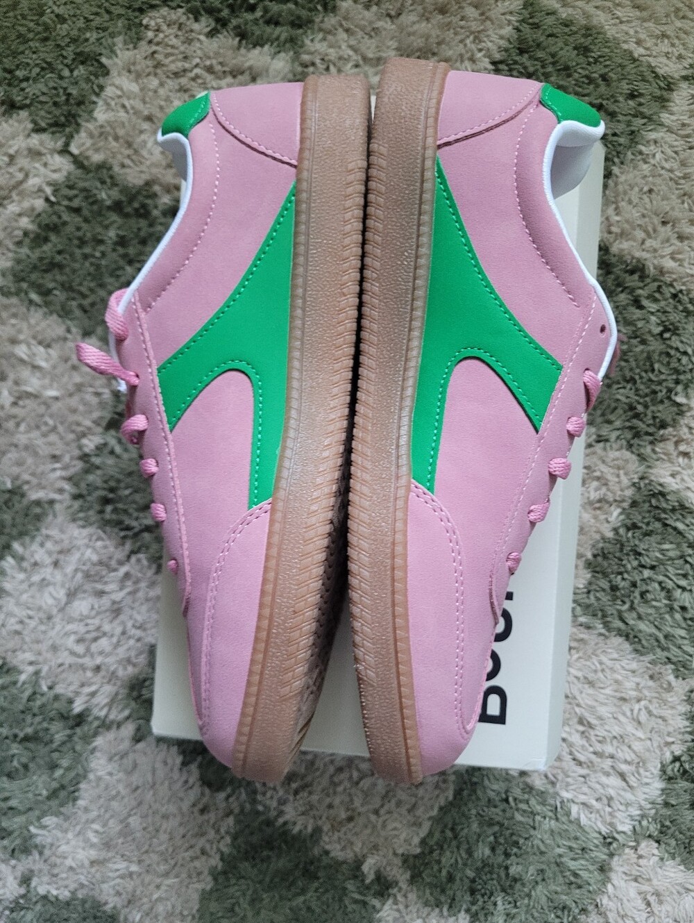 Brand New No Boundaries Pink and Green Low-Top Women's Sneakers